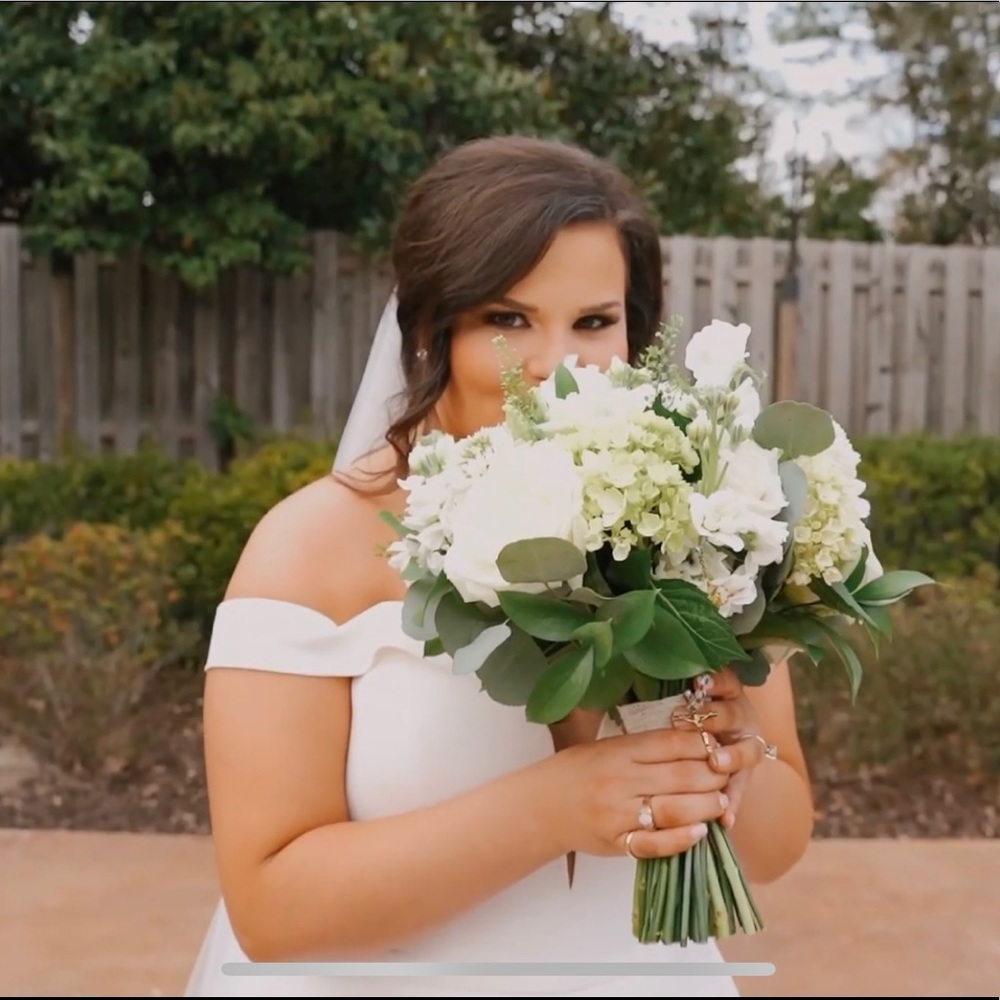 Meet your Posher, Caroline